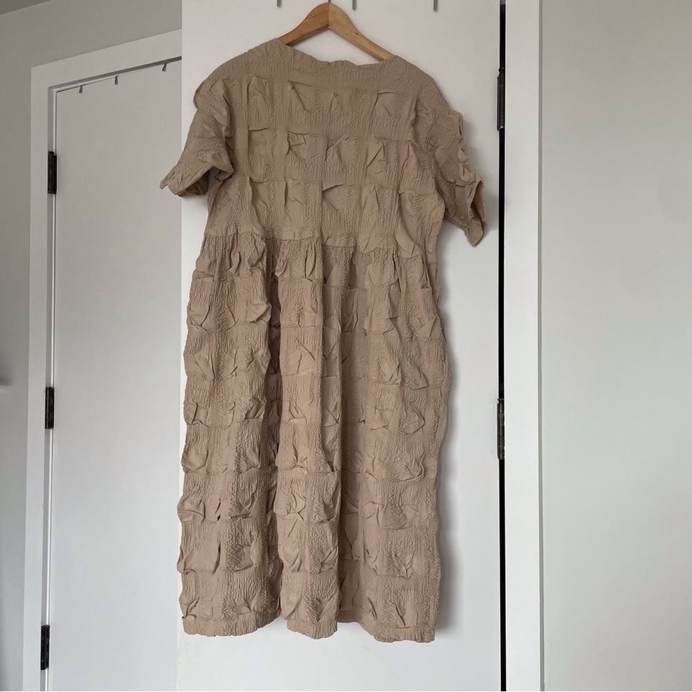 NWT intentionally blank Onica dress in taupe, one size